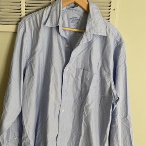 Banana republic men’s shirts size L